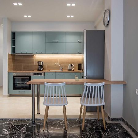 הרקליון Central Spacious Apt Close To Port-Sites W/View 2 מראה חיצוני תמונה